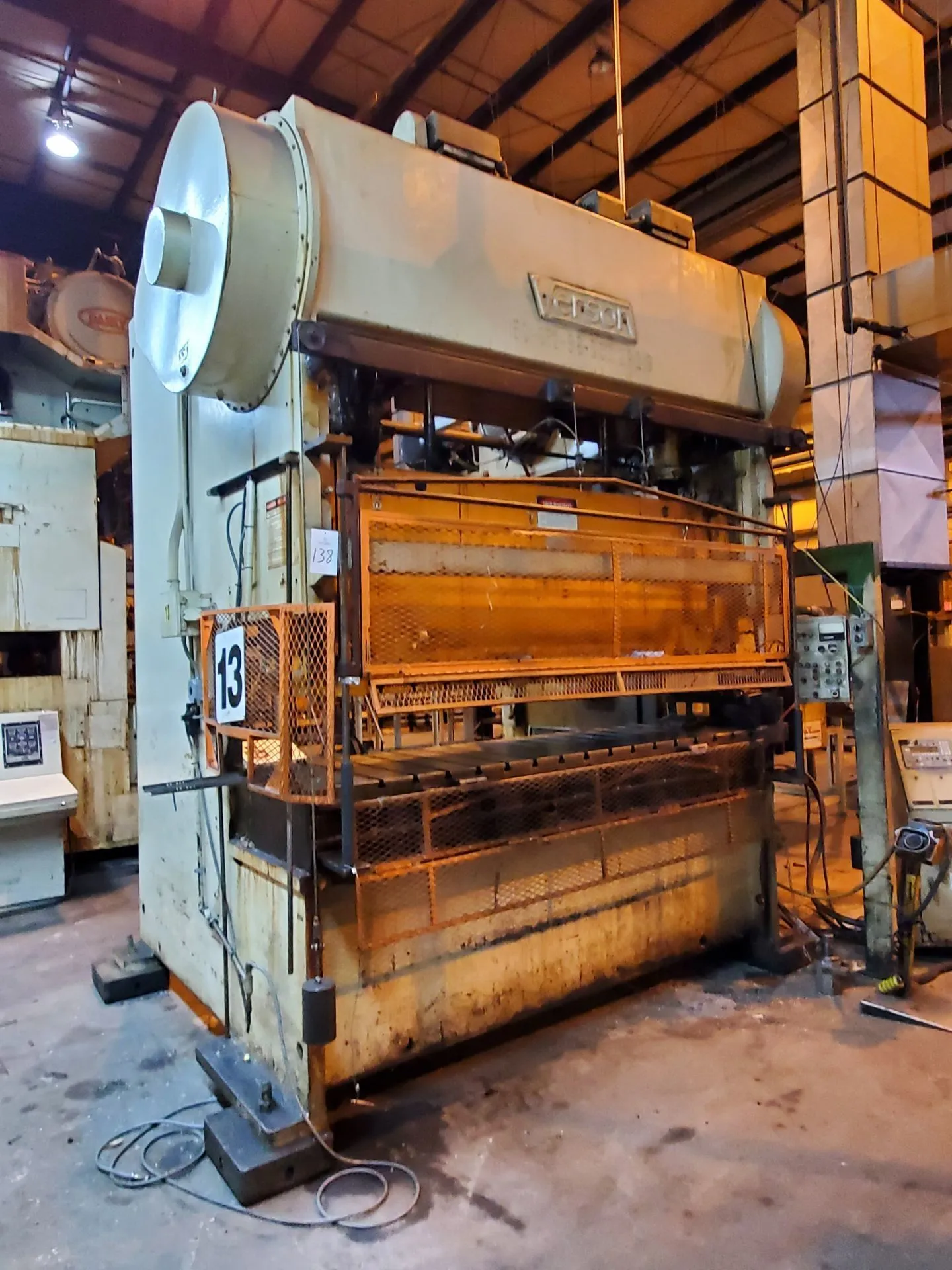 USED VERSON 150 TON GAP FRAME PRESS