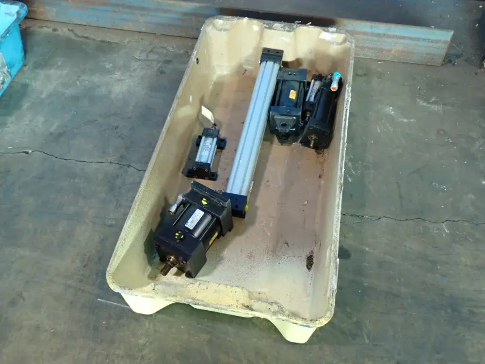 Pneumatic Assortment Lot