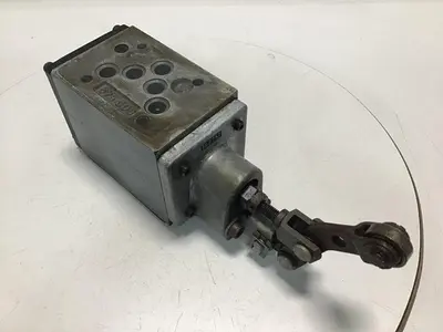 USED REXROTH 54WMRC10D30SO122