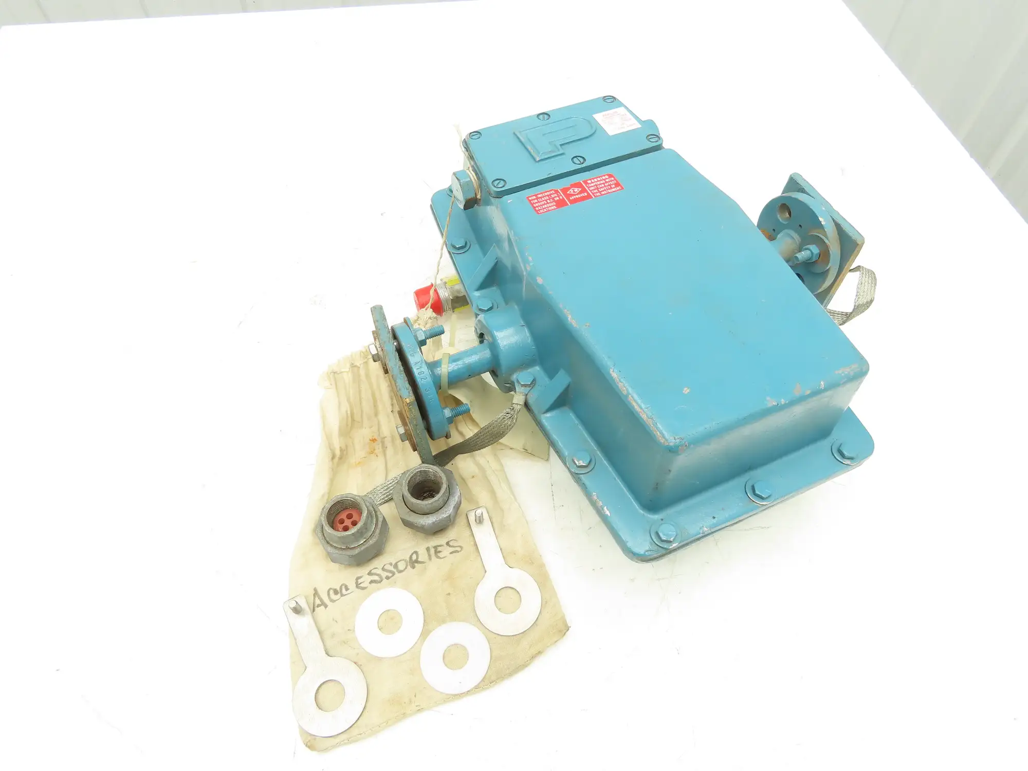 Fischer Porter 10D1419A Mag X Flow Meter 1/2" ANSI 120V 275PSI 1.6GPM Teflon