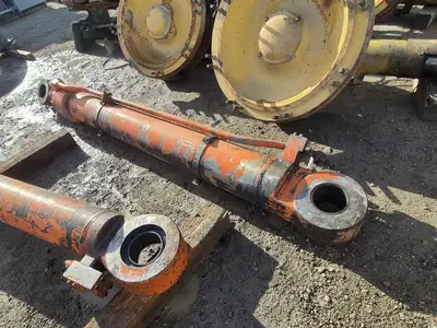 EX1900 Hydraulic Cylinder