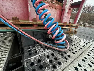Used 2000 FREIGHTLINER CLASSIC FLD120 Conventional trucks Pennsylvania US | Proxy Equipment #1385355
