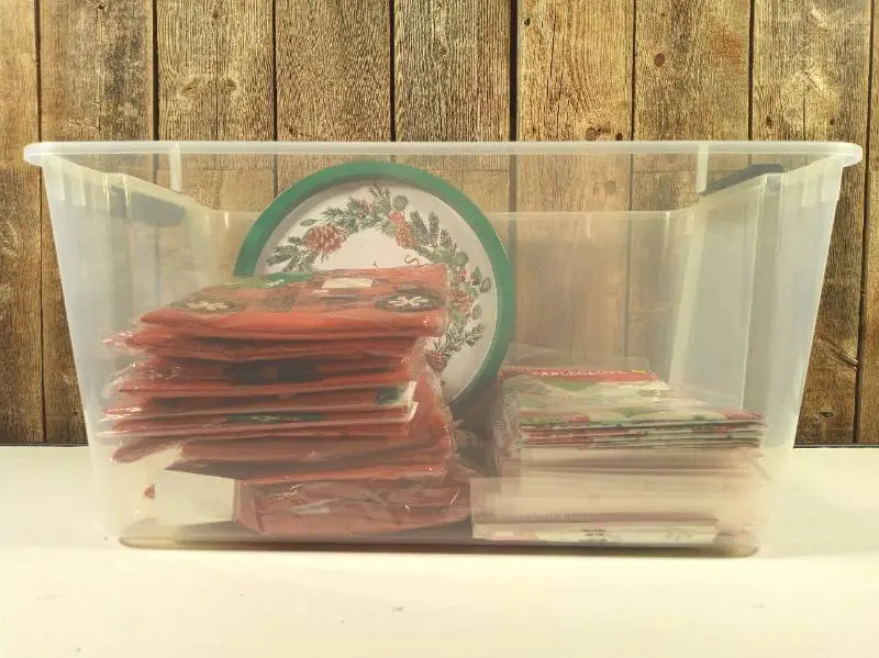 Lot of Christmas (chair covers, tablecloths, etc.)