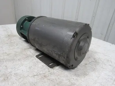 Sumitomo SM-Cyclo CNFJ4095Y17 1/2HP Gear Motor 17:1 Ratio 208-230/460V 3Ph
