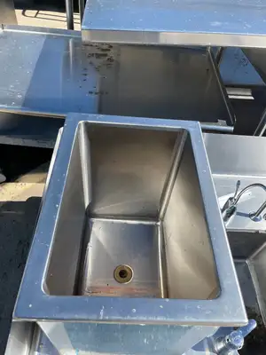 Used Falcon Restaurant Supply Used 136" Stainless Steel Counter with 2 Sink Compartments, Faucets and Ice Bin - SS5 Sinks Illinois US | Falcon Restaurant Supply #1376042