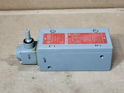 USED ALLEN-BRADLEY 802X-A7