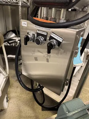 USED WAUKESHA PUMP WHITE-MODEL 30
