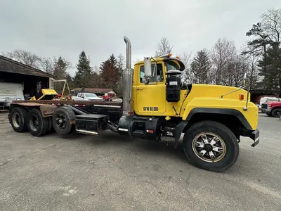 Used 2000 MACK RD688S Garbage trucks New Jersey US | Proxy Equipment #1377934