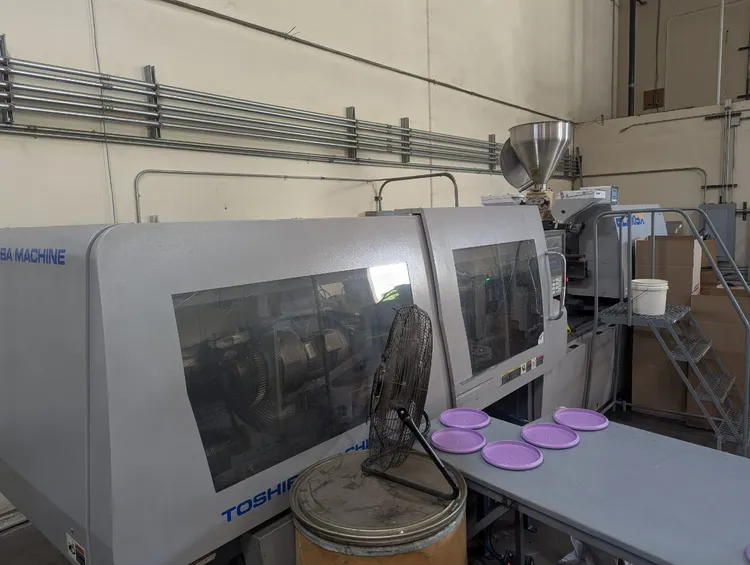 Used 2010 TOSHIBA EC200SXV50-8B Injection Molding Machines California US | Machinery Network 18 #141078