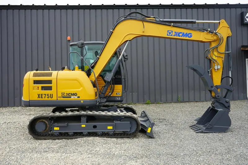 USED 2020 XCMG XE75U