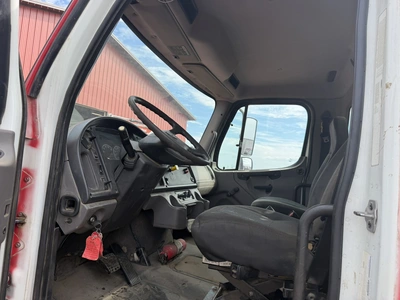 Used 2008 FREIGHTLINER BUSINESS CLASS M2 Tractors & Trailers Minnesota US | Miedema Asset Management Group #1443936