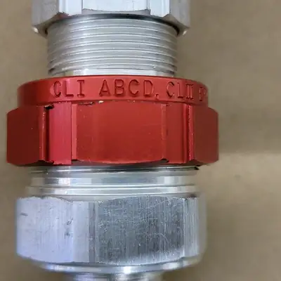 NEW T&B FITTINGS STX050-462