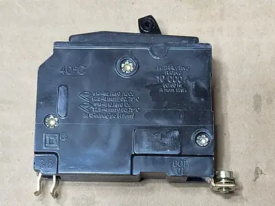 Used SQUARE D QOB120 Switchgears British Columbia CA | Lenmark #1438679
