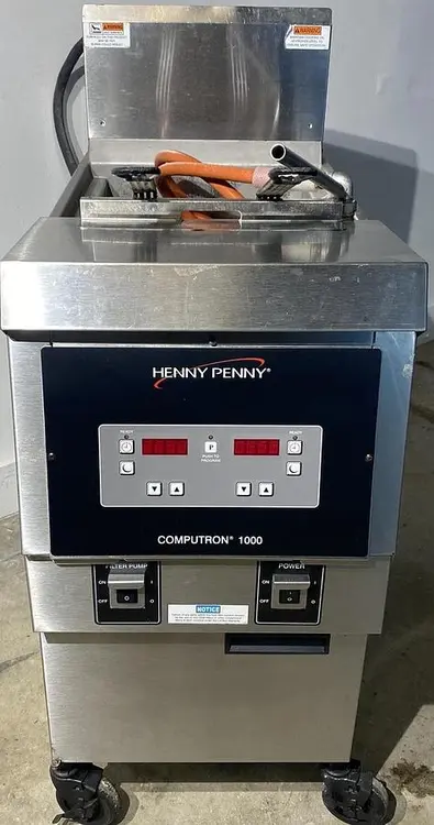 Used HENNY PENNY OFE321 F Cookers / Coolers / Fryers British Columbia CA | Surrey Food Equipment #774759