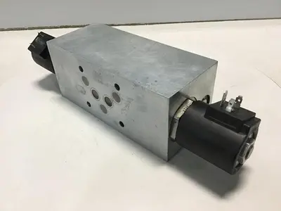 USED INDUSTRIAL MRO HF960819