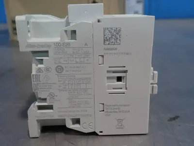 NEW ALLENBRADLEY 100E26KD00