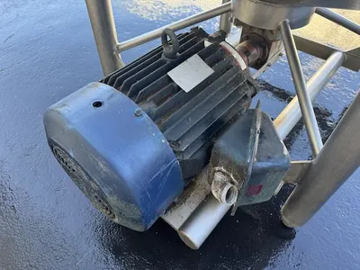 Used _UNKNOWN_ 100 LIQUIFIER. SINGLE WALL STAINLESS CONSTRUCTION Likwifier Mixers Connecticut US | Litchfield Packaging Machinery #1341202