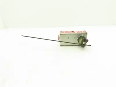 National Acme Co D900-1A Limit Switch Super Sensitive 125/250/460VAC