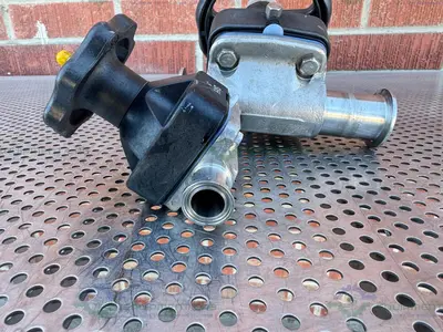 USED 2- ITT PURE FLO RA25MAX DIAPHRAGM VALVE W/ 1 1/2" TO 3/4" SANITARY FITTING