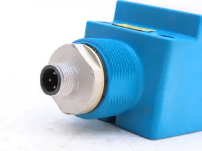 Sick WL2000-B4300 Photoelectric Proximity Sensor 15M Range 10-30VDC
