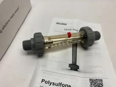 New | in-Stock BLUE-WHITE POLYSULFONE VARIABLE AREA FLOW METER 1/2" MNPT Valves/Fittings | Maverick Industrial Sales #1112295