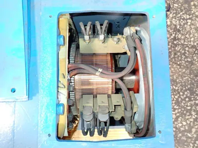 USED 2002 CEAR MGL 180 S