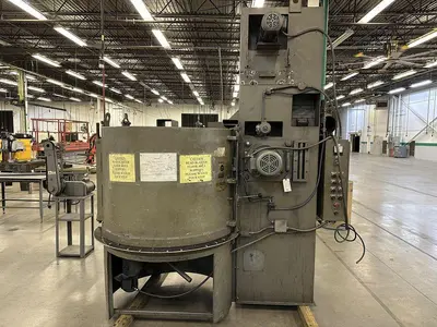 USED WHEELABRATOR MT1000 40" TURN TABLE
