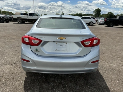 USED 2017 CHEVROLET CRUZE