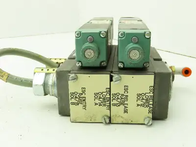 Numatics  082SS415M046P61 2-Station Flexiblock Manifold 24VDC Solenoid Valves