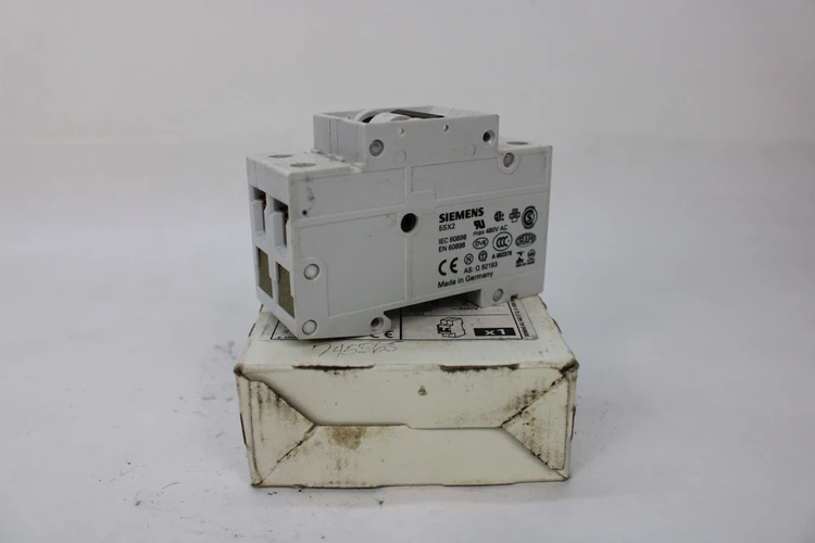 New | in-Stock SIEMENS 5SX2 216-7 Circuit Breakers Kentucky US | Industrial Parts R Us Inc. #355534