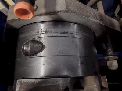 1.25" TWO HEAD ASHLAND/SWIFT MODEL #100 PIPE THREADER WITH  LANDIS LANCO 10T HEADS: STOCK #18212