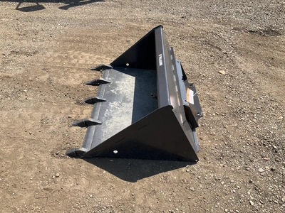 New old stock Paladin 44” high capacity bucket with teeth for a mini skid steer, welded on cutting e...