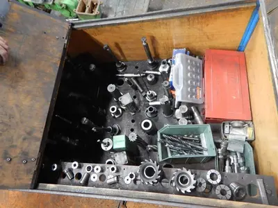 USED MAZAK H12 X: 610 - Y: 457 - Z: 457 MM CNC