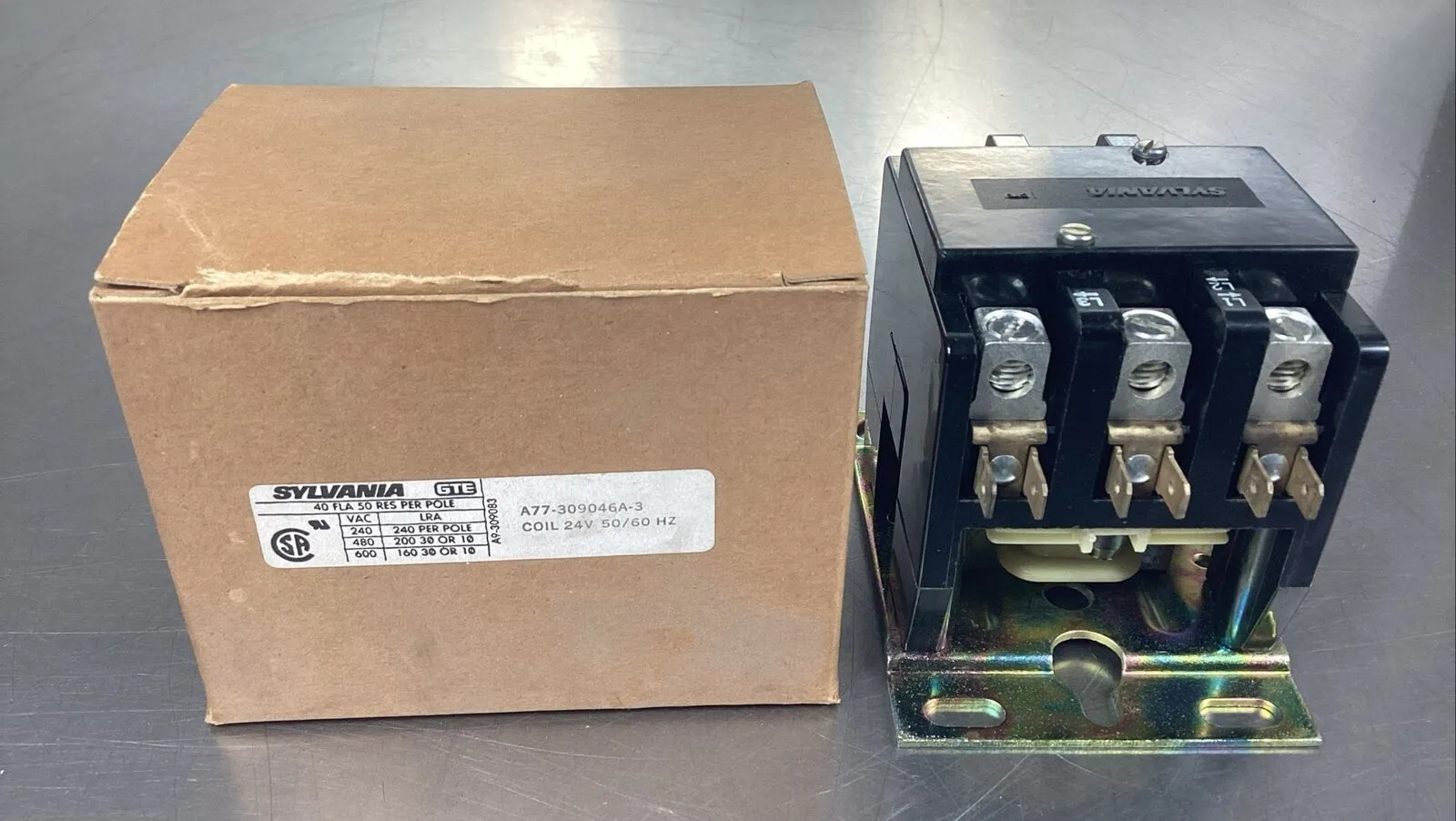 Sylvania A77-309046A-3 Contractor 24V Coil 3P 4E-27