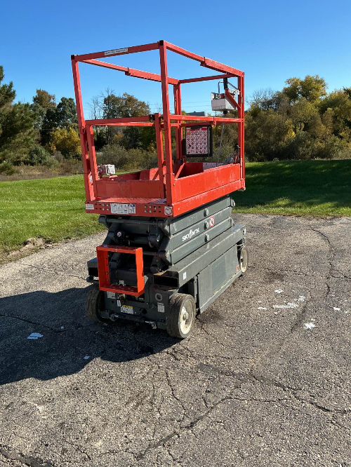 Used 2019 Skyjack SJ3219 Scissor Lifters Wisconsin US | Stack Equipment #1498153