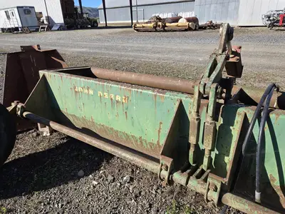 USED 1988 JOHN DEERE 12RL-05