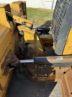 Used 2012 CATERPILLAR D5K2 LGP Bulldozers Oklahoma US | Proxy Equipment #1380805