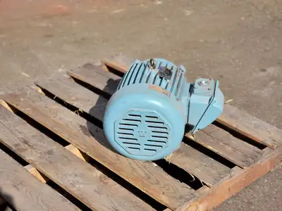 7-1/2 hp, 575 volts, 3510 rpm, 213C Electric Motor