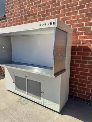 Used THERMO FORMA 1856 CLASS 100 HORIZONTAL LAMINAR FLOW CLEAN WORKSTATION 6 FT Fume Hoods California US | Equipment Lab #1388407