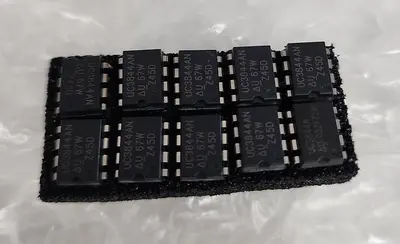 USED TEXAS INSTRUMENTS UC3844AN