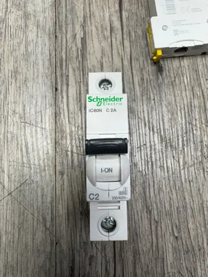 SCHNEIDER A9F74102 Electrical/PLC/Automation | ESS Industrial Equipment Sales (8)