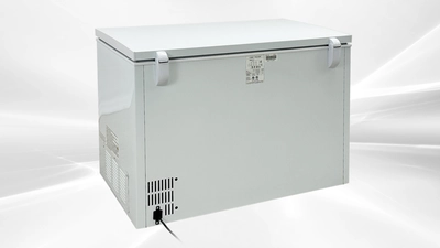 171-0357 44" Solid Top Self Contained Chest Freezer
