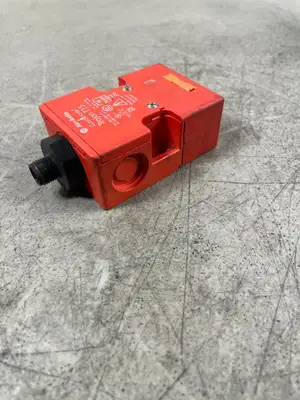 USED Allen-Bradley Allen-Bradley Guardmaster Trojan T15