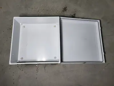 NEW HAMMOND MANUFACTURING PJ24248RL