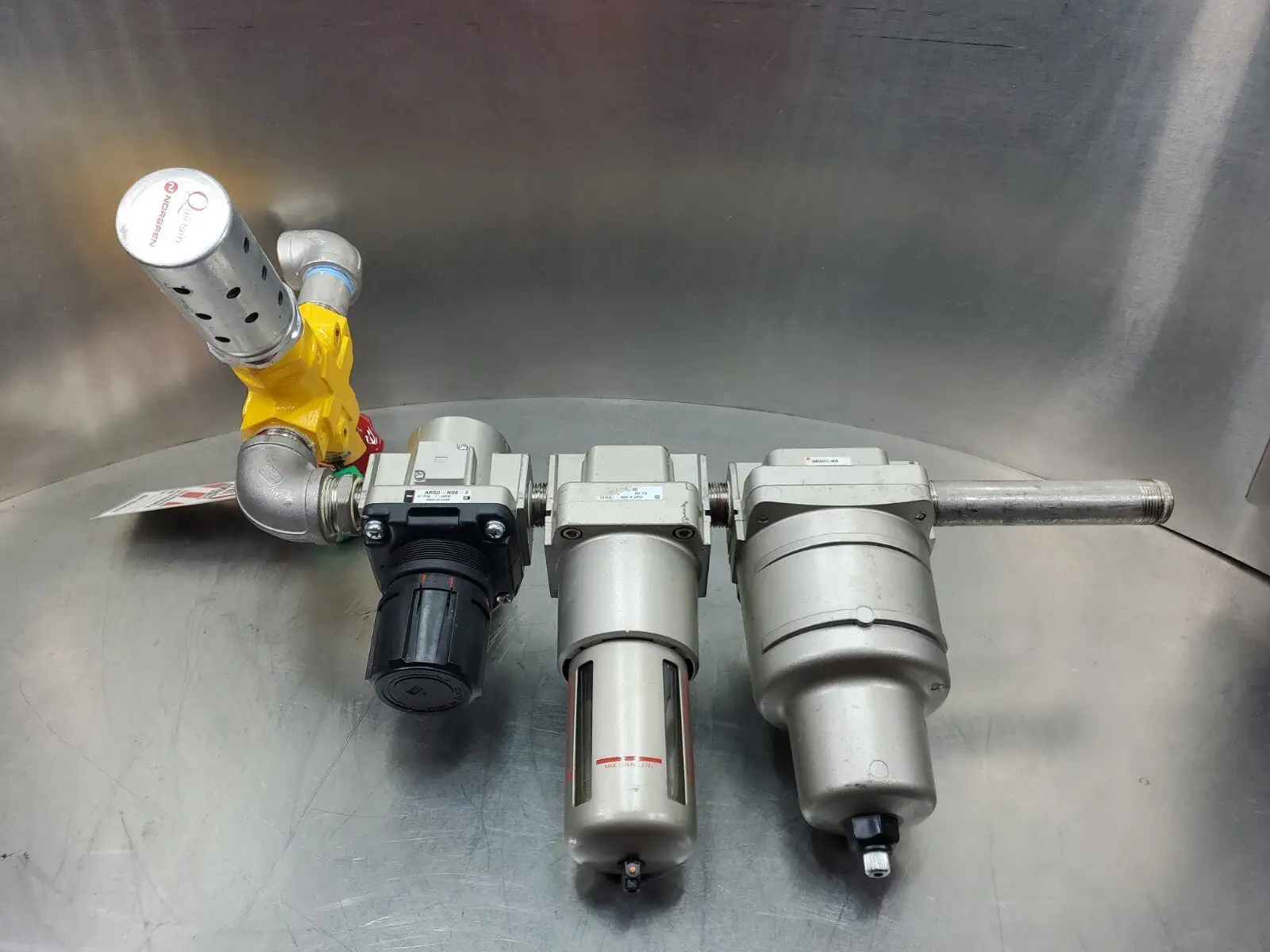 USED SMC AR50-N06-Z Regulator