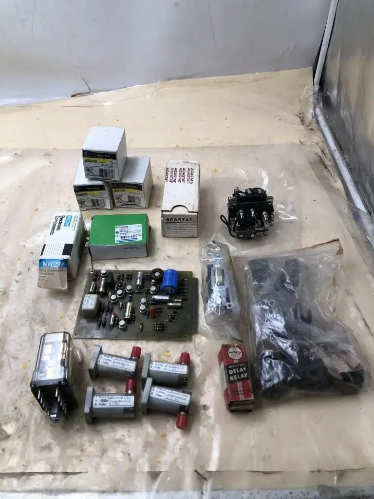 Miscellaneous Brand Electrical Items/Relays/Circuit Board