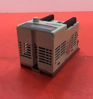 USED Mitsubishi Electric FR-E520-0. 2K