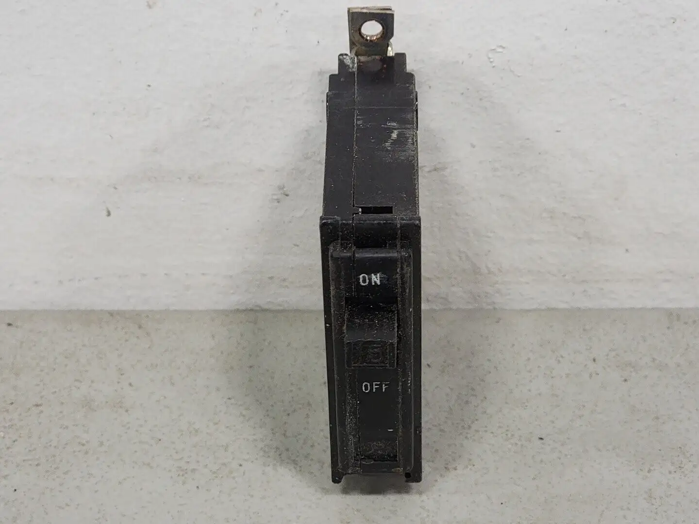 USED SQUARE D QO115