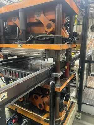 2000 SENCORP 2500 VACUUM FORMING MACHINES | Machinery Network (16)