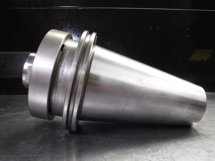 Used DAVIS TOOLS INC. _UNKNOWN_ CAT Holders Michigan US | Superior Machine & Tool Inc #212618